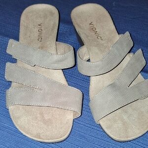 Vionic Women's Beige Slide Sandals